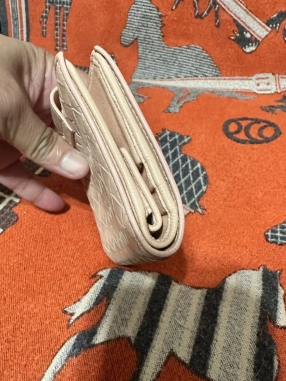 Bottega Veneta Cream Intrecciato Snap Card Case